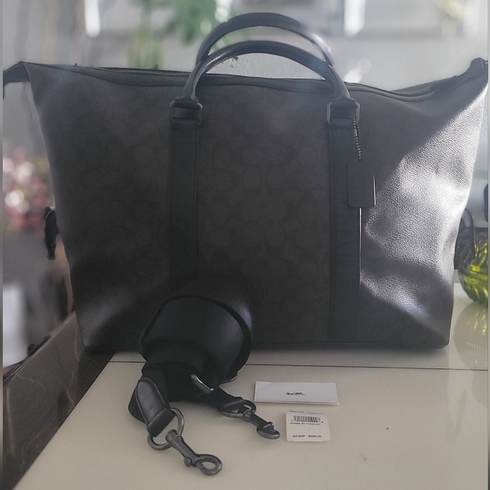 ⛔️SOLD!⛔️COACH Unisex Voyager Bag In Signature Canvas Duffle Bag VG Pre-loved - Picture 4 of 16